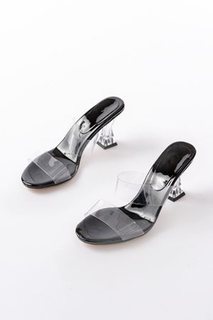 S-618 Siyah Rugan Çift  Bantlı Topuklu Kadın Terlik