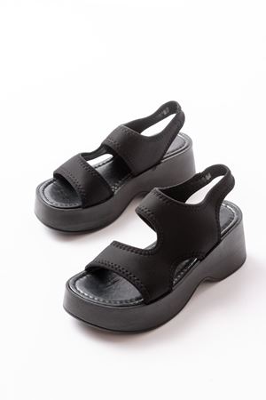 24414-573 Siyah Dalgıç Günlük Dolgu Topuk Kadın Sandalet 