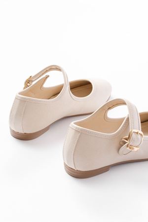 2606 Bej Baretli Günlük Bayan Ayakkabı 