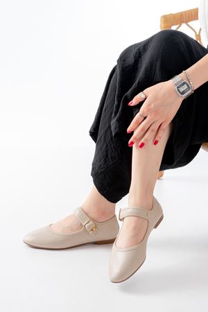 2606 Bej Baretli Günlük Bayan Ayakkabı 