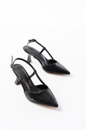 725 Siyah Pul Desenli Sivri Burunlu  Topuklu Kadın Ayakkabı 