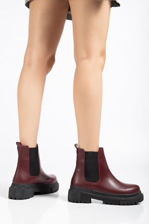 812-2137 Bordo Lastikli Günlük Kadın Bot