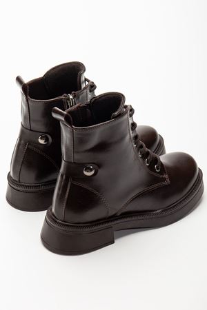 02-2003 Kahve Kırışık Rugan Bağcıklı Fermuarlı Günlük Kadın Bot 