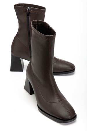 HC-2700 Kahverengi Topuklu Fermuarlı Kadın Bot 