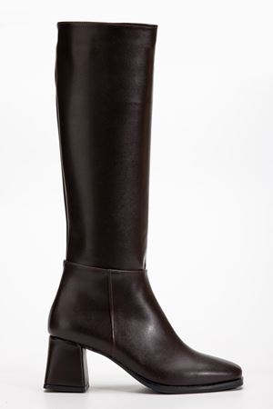 4804 Kahve Cilt Fermuarlı Günlük Bayan Çizme 