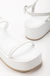 861-1027 White Padded Heel Women's Sandals