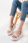 861-1016 White Padding Women's Sandals