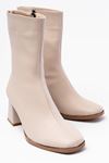 MSK-032 Beige Heeled Zippered Women's Boots