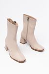 MSK-032 Beige Heeled Zippered Women's Boots