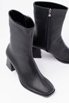MSK-032 Black Heeled Zippered Women's Boots