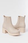 5109-3057 Beige Elasticated Zippered Thick Heels Casual Women's Boots