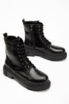 812-356 Black Croco Lace-Up Zippered Women's Boots