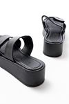 861-1034 Black Snap Padded Heel Women Slippers