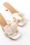 S-622 White Orchid Detailed Thin Heeled Women's Slippers