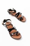 205-209 Black Genuine Leather Buckle Flip Flops