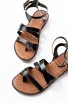 205-209 Black Genuine Leather Buckle Flip Flops